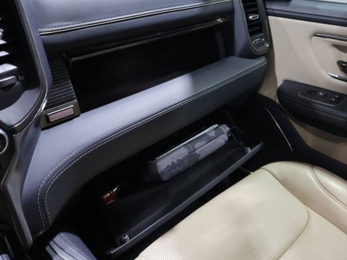 Used 2021 RAM 1500 Limited w/ Off Road Group AWD/4WD image 38