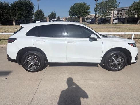 Used 2023 Honda HR-V EX-L image 3