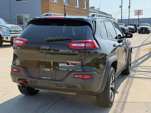 Used 2018 Jeep Cherokee Trailhawk w/ Quick Order Package 23L AWD/4WD image 7