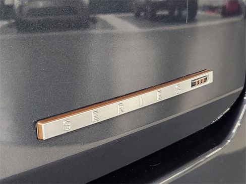 Used 2024 Jeep Grand Wagoneer Series III image 13