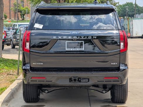 New 2026 Ford Expedition Max Active RWD image 5