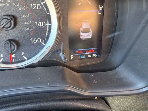 Used 2022 Toyota Corolla SE FWD image 19