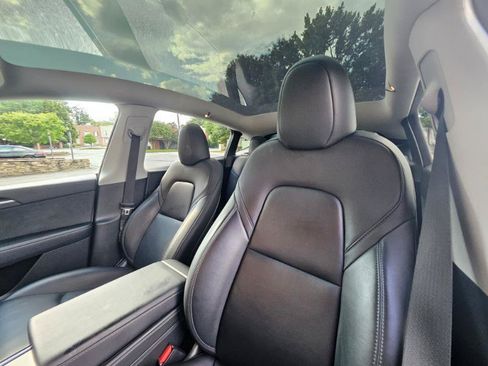 Used 2023 Tesla Model Y Performance AWD/4WD image 40