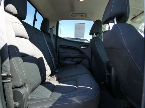 Used 2020 Chevrolet Colorado LT w/ Safety Package AWD/4WD image 17