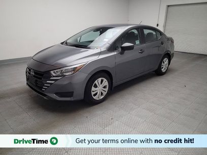 Used 2025 Nissan Versa S w/ Trunk Package