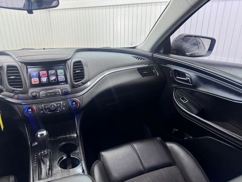 Used 2016 Chevrolet Impala LT image 16