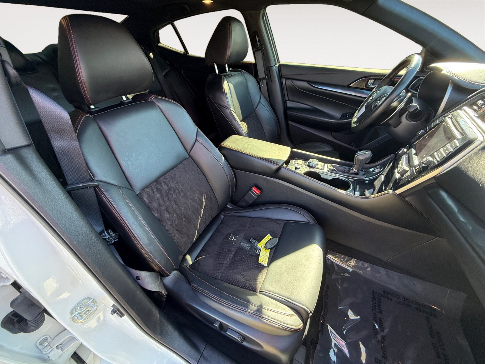 Used 2023 Nissan Maxima SR w/ Sport Mat Group FWD image 19