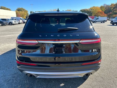 Used 2022 Lincoln Corsair AWD w/ Premium Package image 5