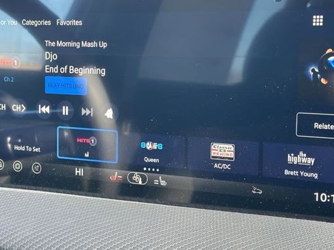 New 2026 Nissan Kicks SR w/ Cold Weather Package image 29