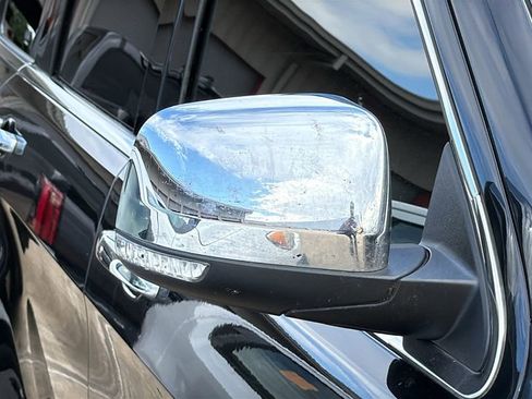 Used 2021 Jeep Grand Cherokee Limited w/ Luxury Group II RWD image 9