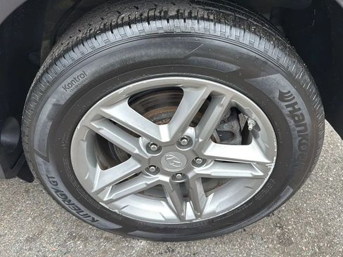 Used 2020 Hyundai Kona SE AWD/4WD image 9