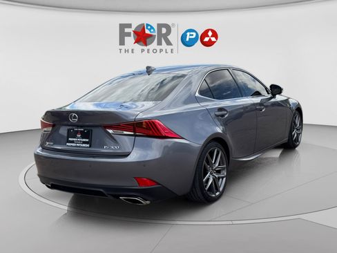 Used 2018 Lexus IS 300 F Sport image 5