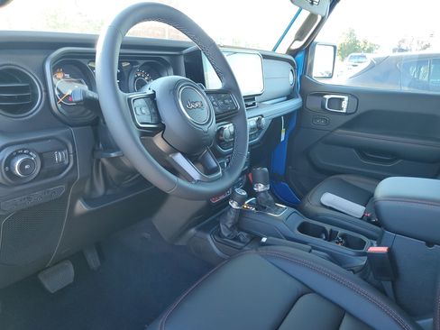 New 2026 Jeep Wrangler Unlimited Rubicon image 18