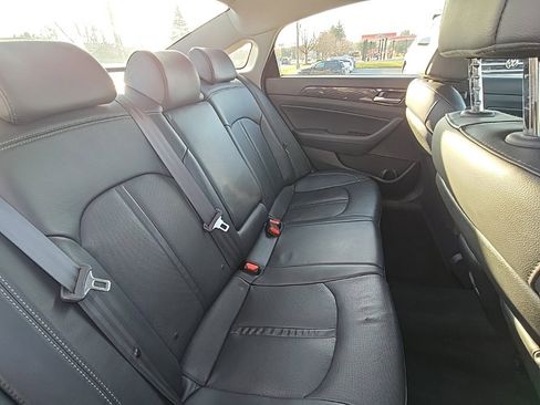 Used 2018 Hyundai Sonata Limited image 45