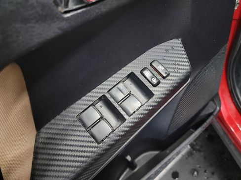 Used 2015 Toyota RAV4 XLE AWD/4WD image 14