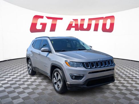 Used 2017 Jeep Compass Latitude w/ Popular Equipment Group FWD image 1