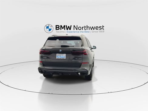 New 2026 BMW X5 xDrive40i w/ M Sport Package AWD/4WD image 2
