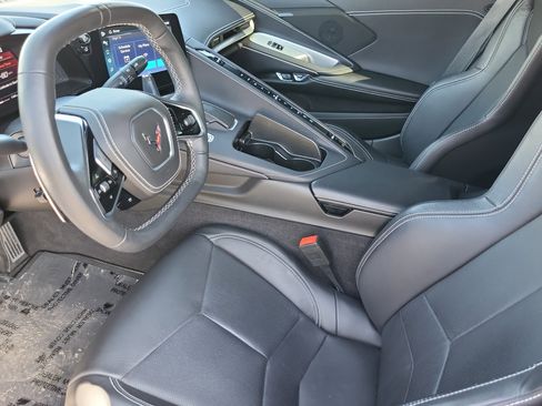 Certified 2025 Chevrolet Corvette Stingray Coupe w/ 1LT RWD image 12