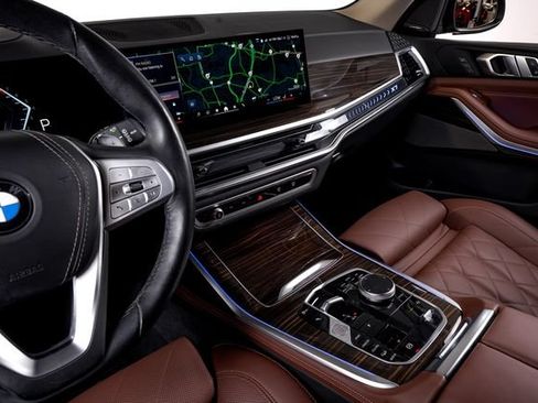 Used 2024 BMW X7 xDrive40i w/ Premium Package AWD/4WD image 30