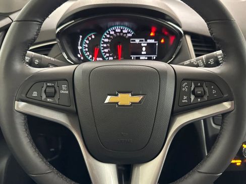 Used 2017 Chevrolet Trax LT w/ LT Convenience Package image 23