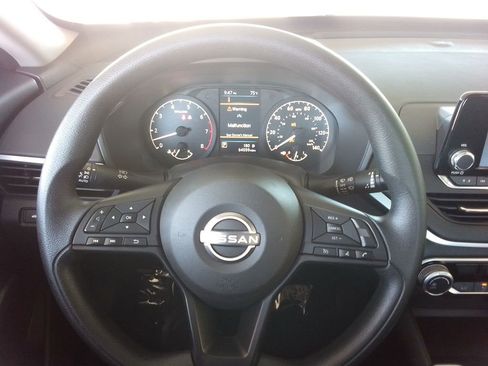 Used 2023 Nissan Altima 2.5 S image 8