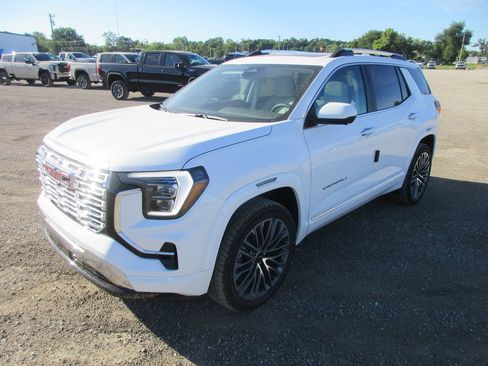 New 2026 GMC Terrain Denali AWD/4WD image 9