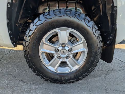 Used 2015 Toyota Tundra SR5 image 36