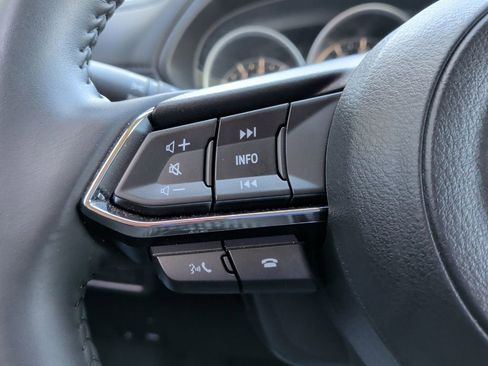 Certified 2025 MAZDA CX-5 AWD 2.5 S w/ Preferred Package image 18