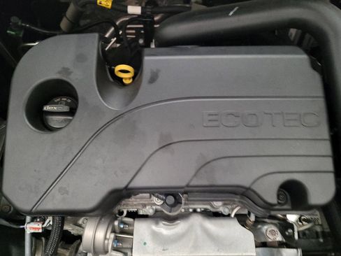 Used 2023 Chevrolet Equinox LS w/ LS Convenience Package FWD image 30