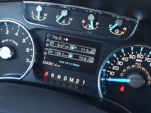 Used 2013 Ford F150 Lariat w/ Lariat Chrome Pkg image 12