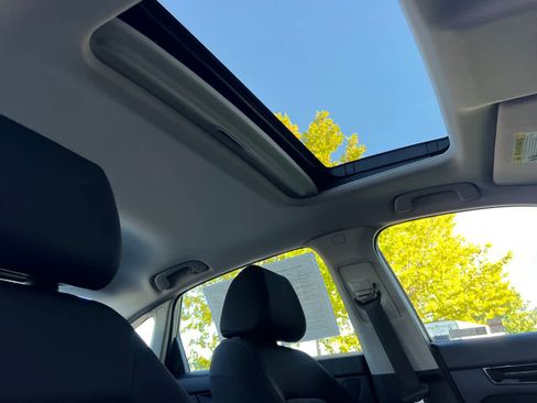 Used 2022 Honda Civic EX image 16