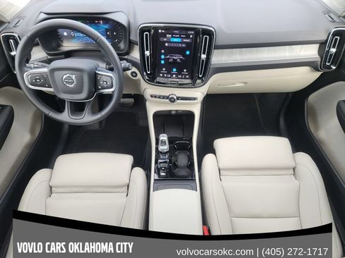 Used 2026 Volvo XC40 B5 Plus w/ Protection Package Premier AWD/4WD image 20