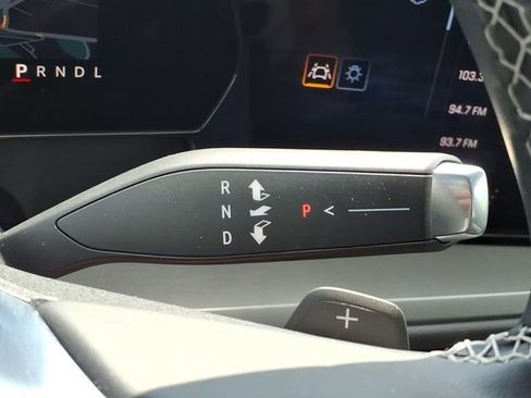 Used 2026 Chevrolet Traverse LT AWD/4WD image 9