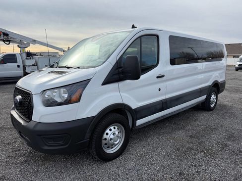 Used 2023 Ford Transit 350 XL image 7