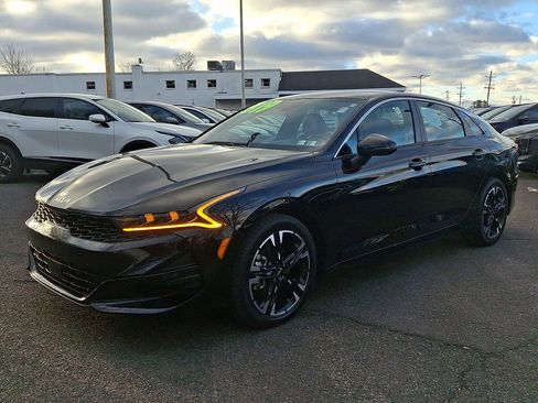 Used 2024 Kia K5 GT-Line w/ GT-Line Premium Package image 3