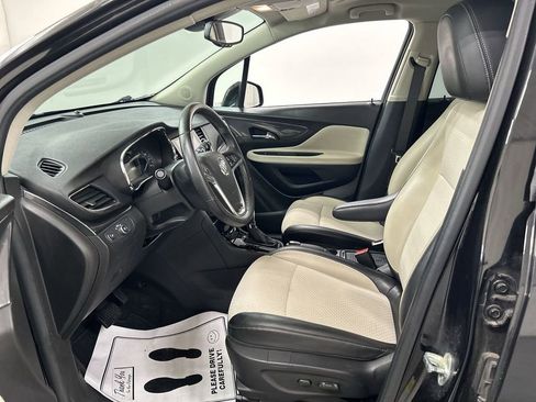 Used 2020 Buick Encore Preferred FWD image 9