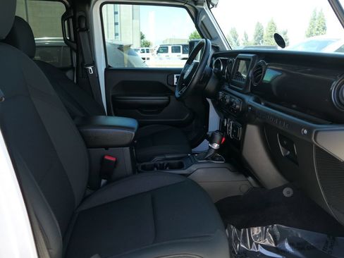 Used 2021 Jeep Wrangler Unlimited Sport AWD/4WD image 26