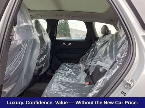 Used 2026 Volvo XC60 B5 Plus w/ Protection Package Premier AWD/4WD image 11