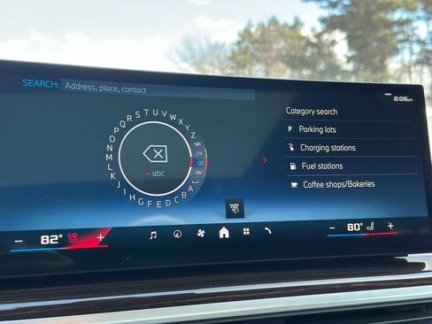 Certified 2025 BMW X7 M60i image 40