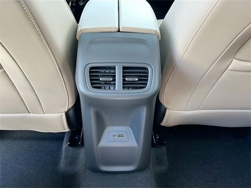 New 2026 Buick Envision Preferred image 18