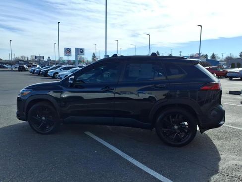 Used 2024 Toyota Corolla Cross AWD Hybrid image 5