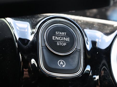 Used 2022 Mercedes-Benz A 220 4MATIC image 31