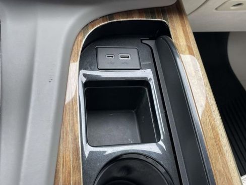 Used 2022 Cadillac Escalade Sport Platinum image 28