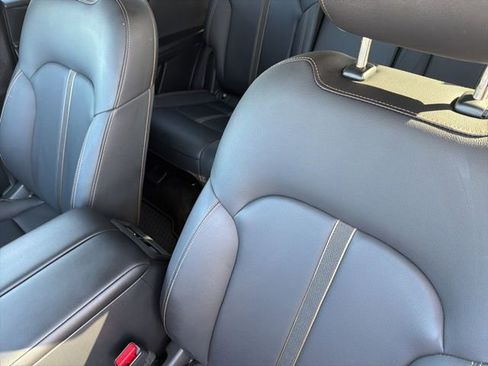 Used 2025 MAZDA CX-90 3.3 Turbo w/ Select Package image 13