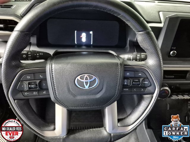 Certified 2025 Toyota 4Runner TRD Off-Road AWD/4WD image 11