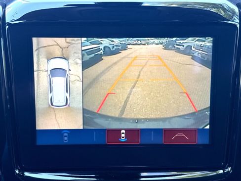 Used 2018 Chevrolet Traverse LT AWD/4WD image 19