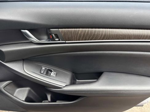 Used 2021 Honda Accord EX-L image 20