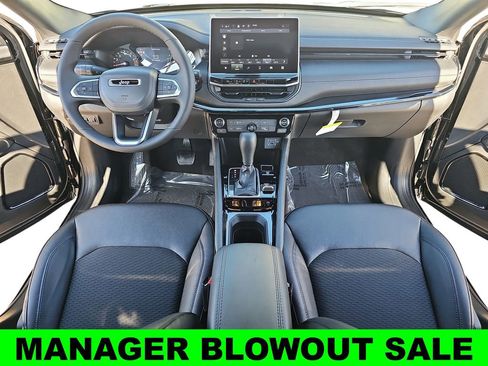 New 2026 Jeep Compass Latitude AWD/4WD image 9