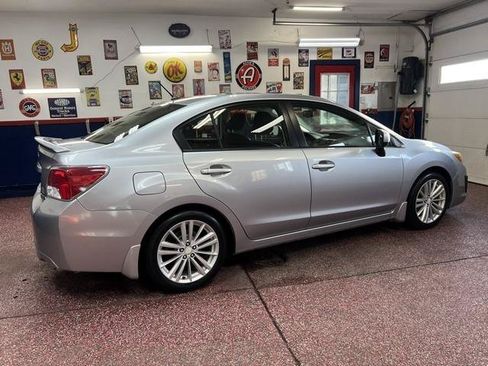 Used 2012 Subaru Impreza 2.0i Premium AWD/4WD image 3