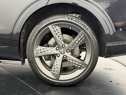 Used 2025 Genesis GV70 2.5T Sport Prestige w/ Sport Prestige Package image 13